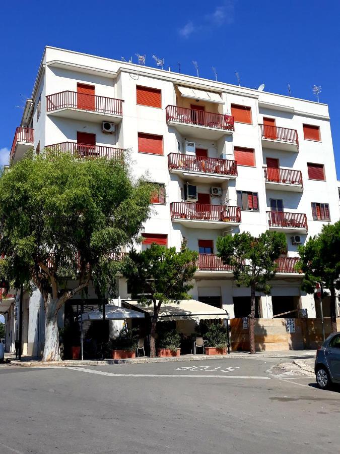 La Casa Di Polignano- Locazione Turistica Apartment โปลีญาโนอามาเร ภายนอก รูปภาพ